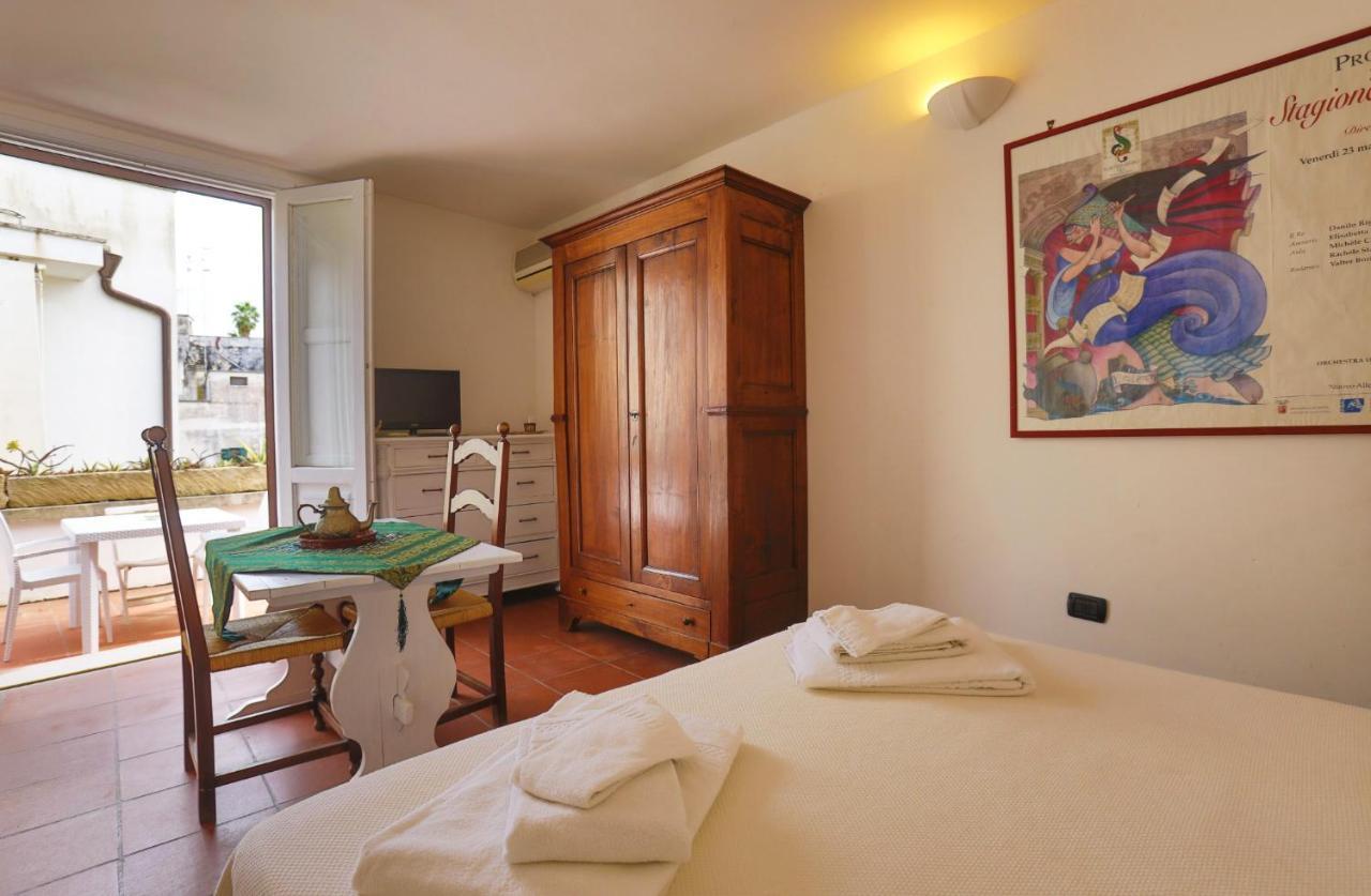 Chiesa Greca Suites - Lecce Selection Экстерьер фото